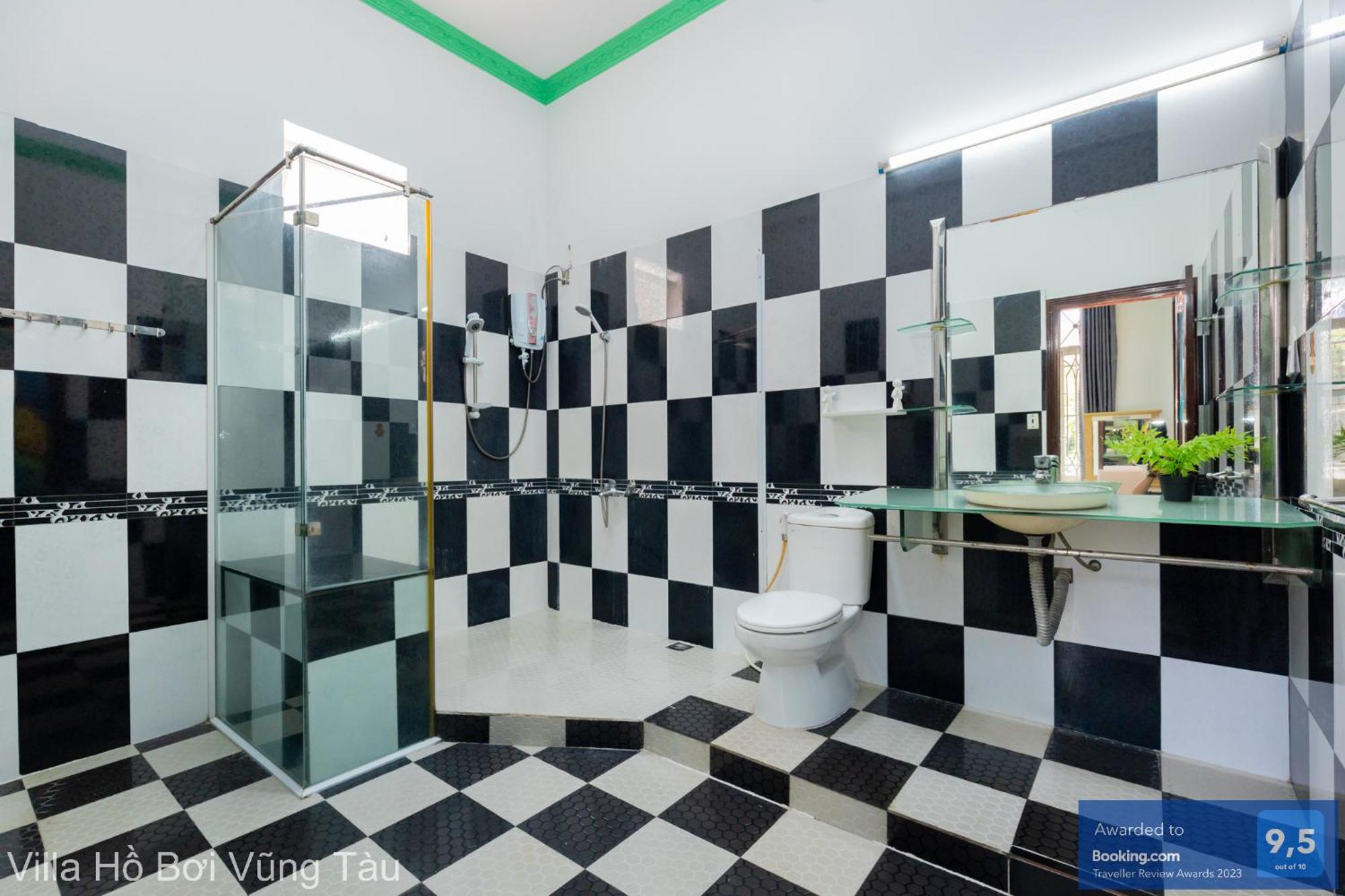 Villa San Vuon Gan Bien Bai Sau - Free Bida - Dan Karaoke Vung Tau Exterior photo
